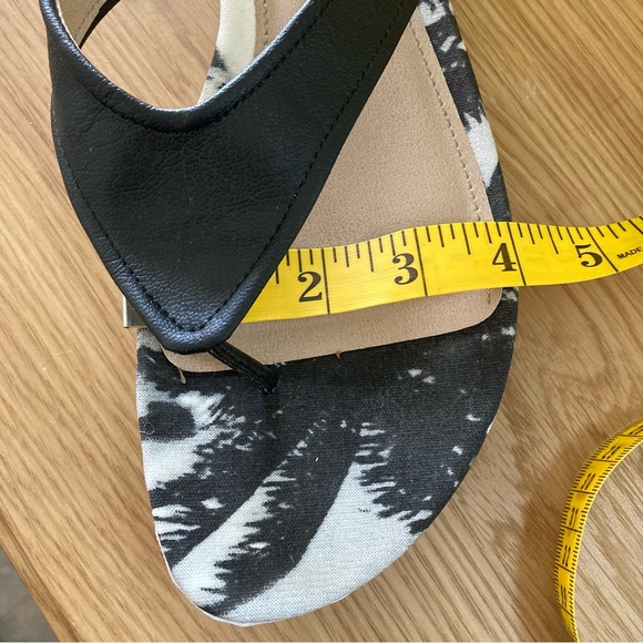 Kenneth Cole Reaction Size 10 Black Water Park Sandals - NWT - Picture 9 of 9